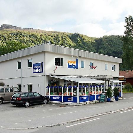 Sentrum Hotel Nordfjordeid Esterno foto