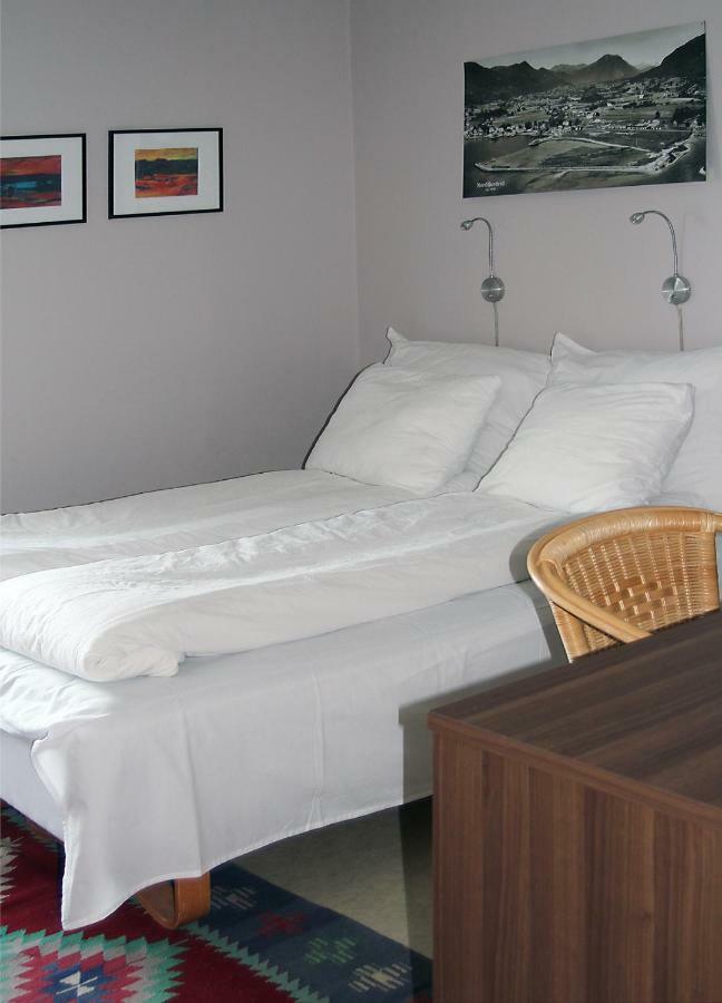 Sentrum Hotel Nordfjordeid Esterno foto