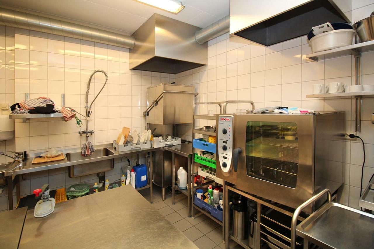 Sentrum Hotel Nordfjordeid Esterno foto